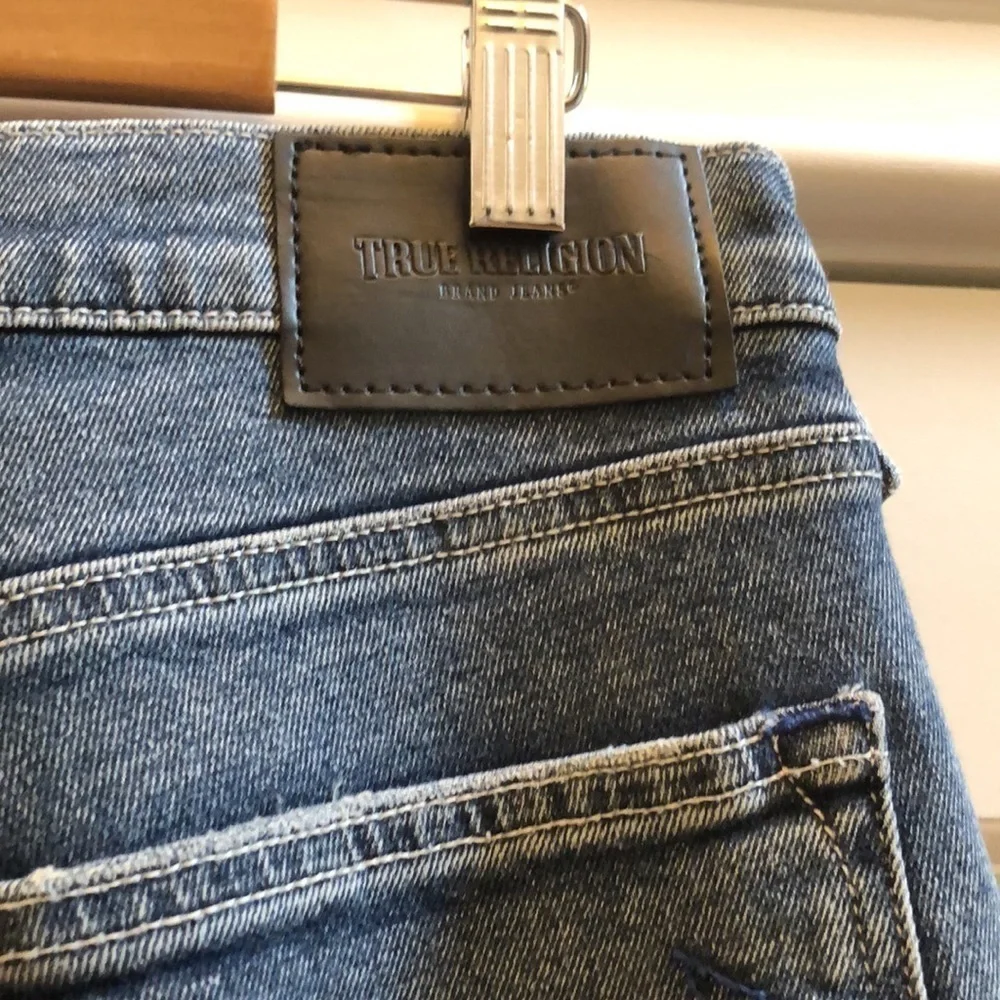 True Religion Geno Relaxed Slim Jeans 31